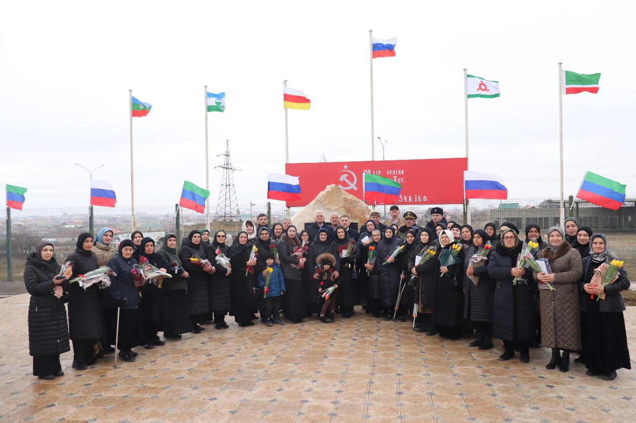 Мурад Казиев принял участие в торжественном открытии Сада памяти в Кизилюртовском районе